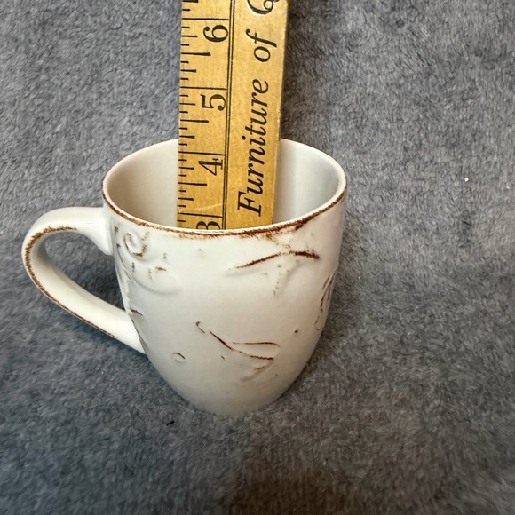 Thomson Pottery Hampton Coffee Mug Ivory Embossed Brushed Seashells - Picture 8 of 8